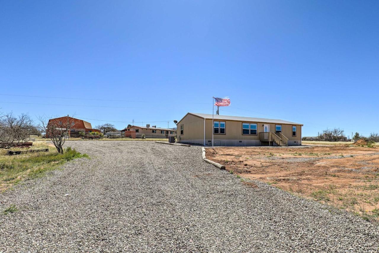 Desert Escape Off I-10 With Over 1 Enclosed Acre! Mescal Exteriör bild
